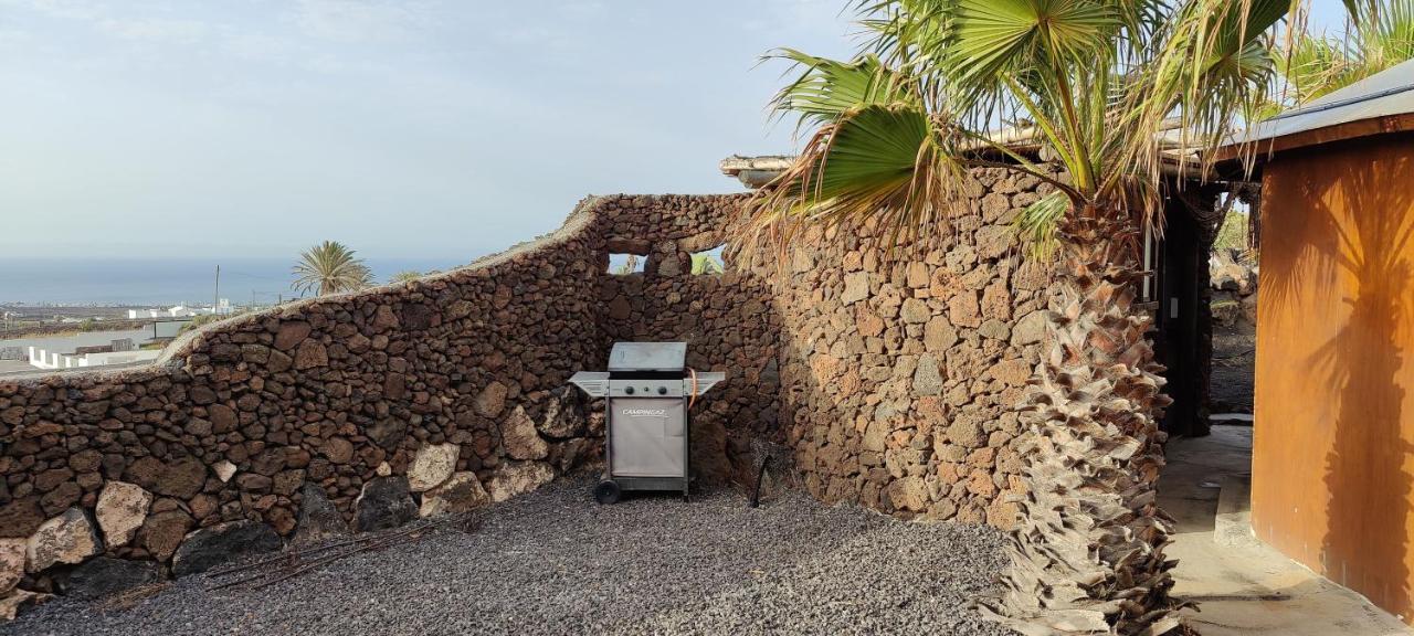 Gemuetliche Holzjurte La Asomada Lanzarote Apartment Tias Bagian luar foto