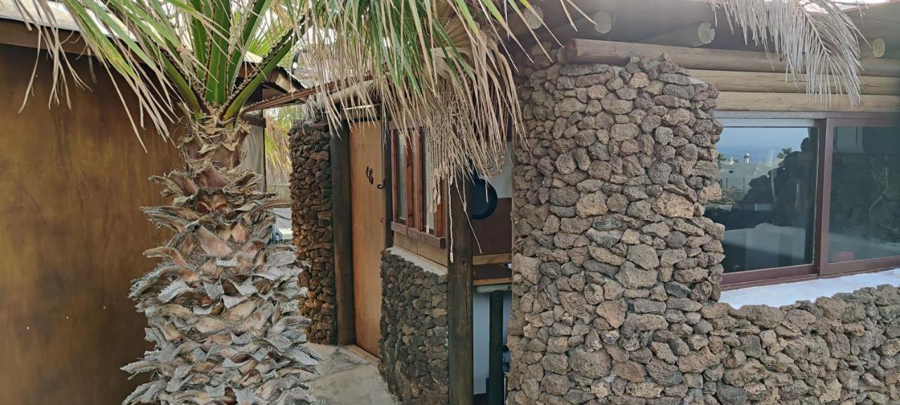 Gemuetliche Holzjurte La Asomada Lanzarote Apartment Tias Bagian luar foto