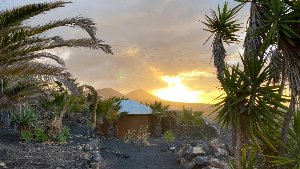 Gemuetliche Holzjurte La Asomada Lanzarote Apartment Tias Bagian luar foto